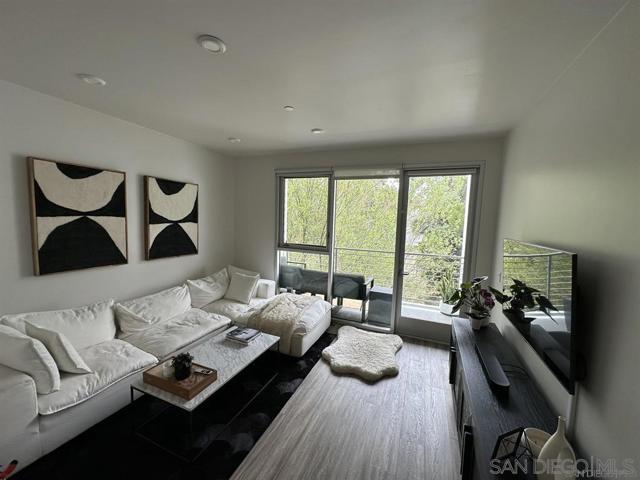 MLS #250042641SD image #10