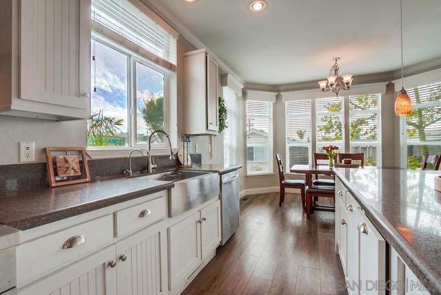 MLS #250042672SD image #21