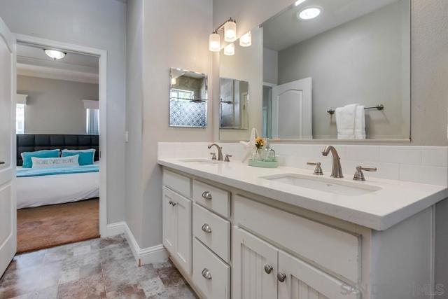 MLS #250042672SD image #30