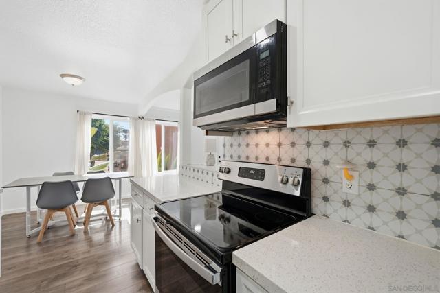 MLS #250042680SD image #11