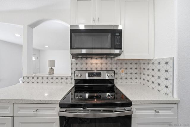 MLS #250042680SD image #16