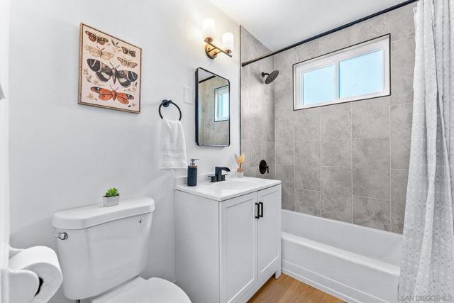 MLS #250042693SD image #12