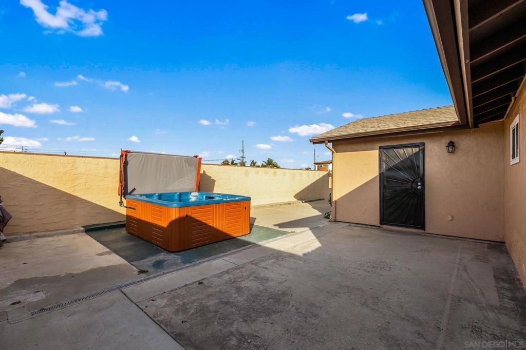 MLS #250042718SD image #20