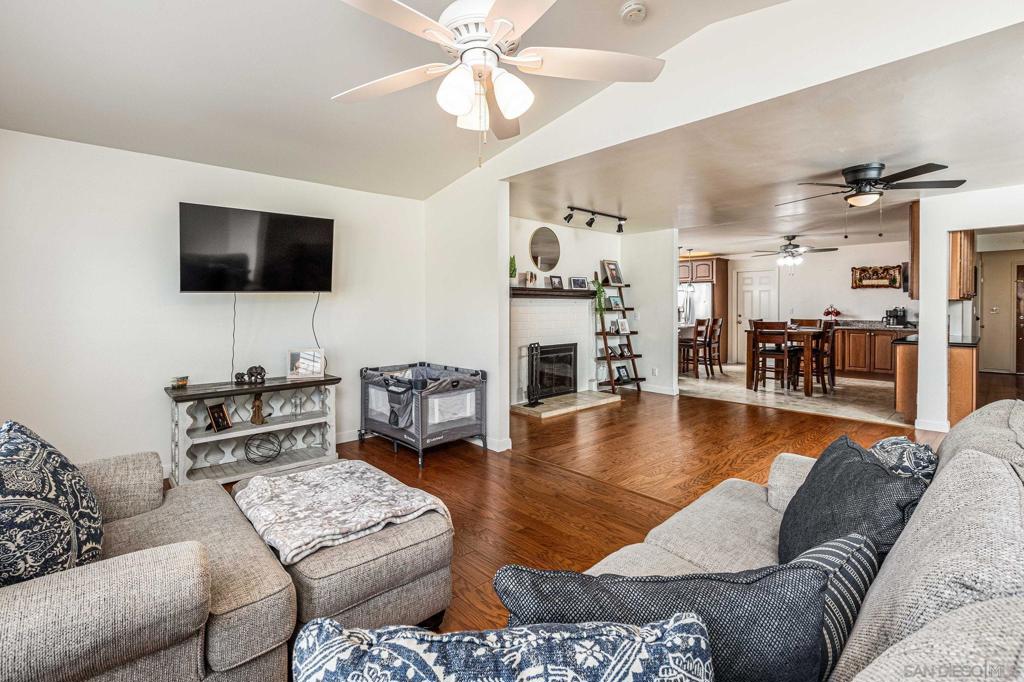 MLS #250042718SD image #3