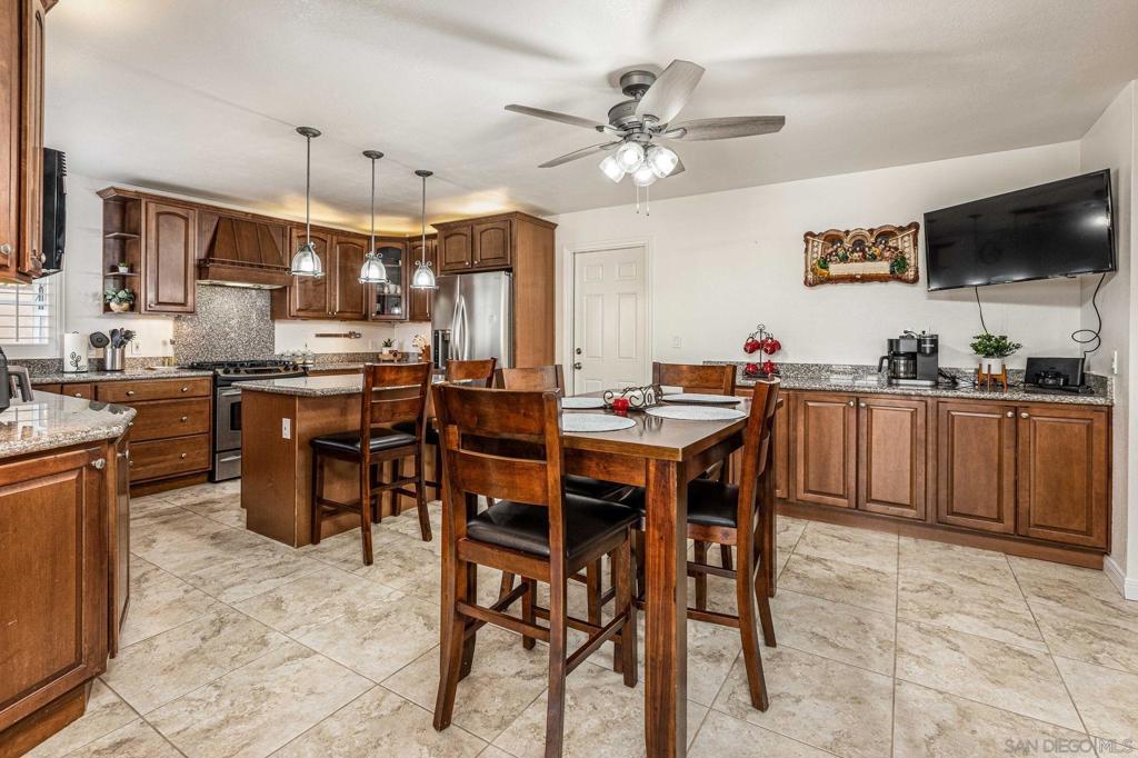 MLS #250042718SD image #5