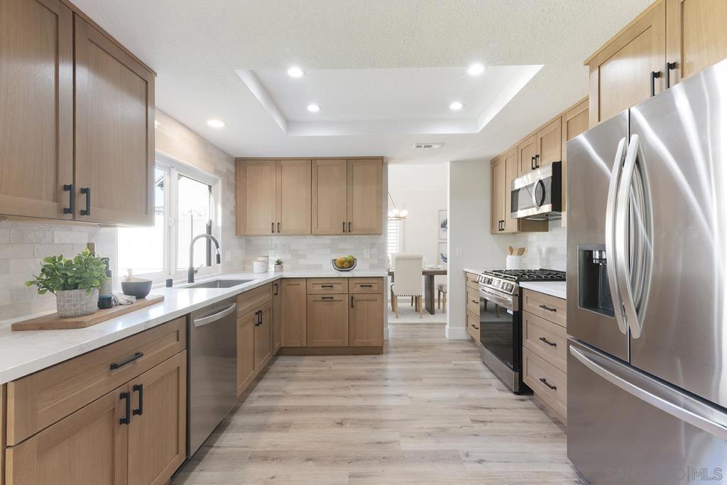 MLS #250042730SD image #15