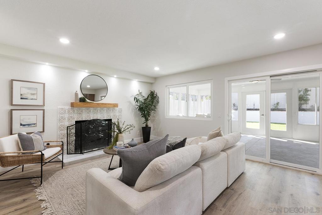 MLS #250042730SD image #21