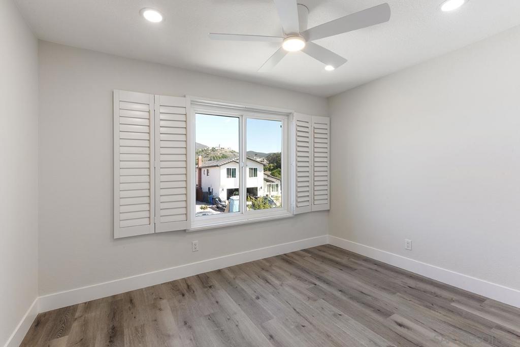 MLS #250042730SD image #31