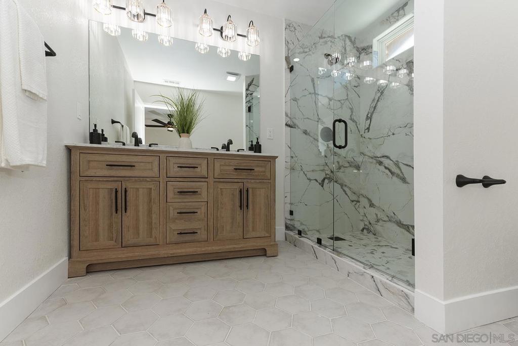 MLS #250042730SD image #41