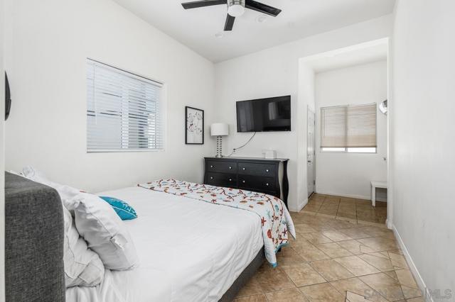 MLS #250042743SD image #11