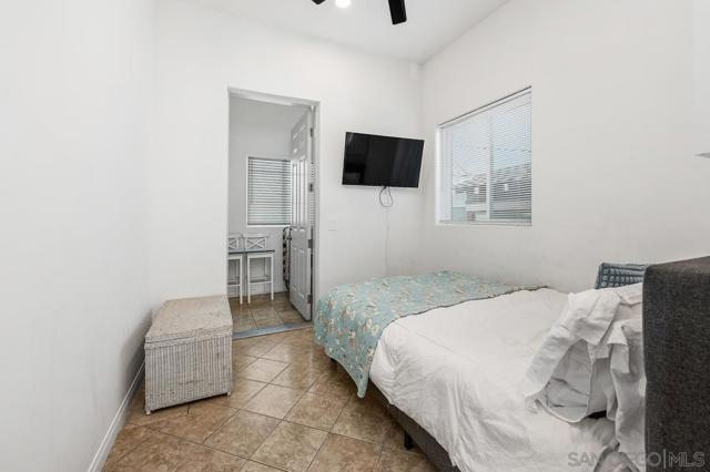 MLS #250042743SD image #13