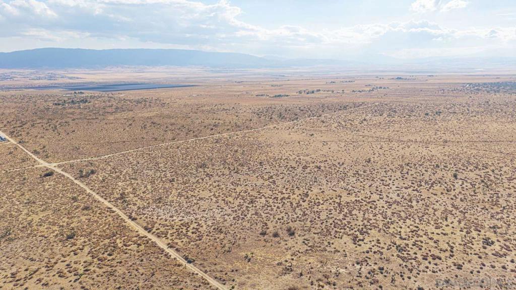 MLS #250042745SD image #10