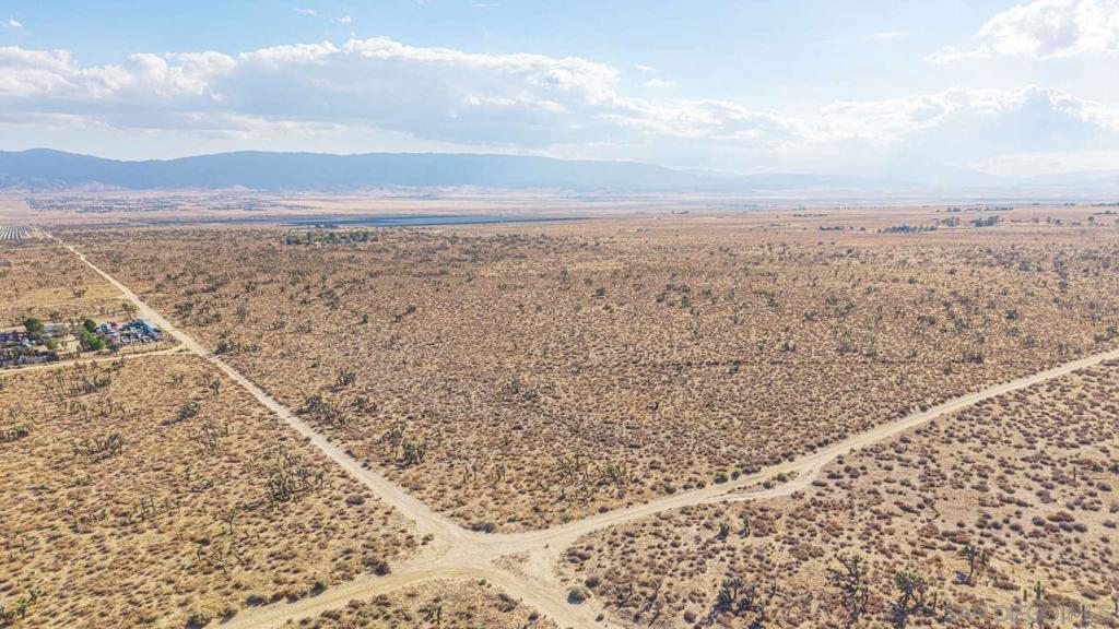 MLS #250042745SD image #14