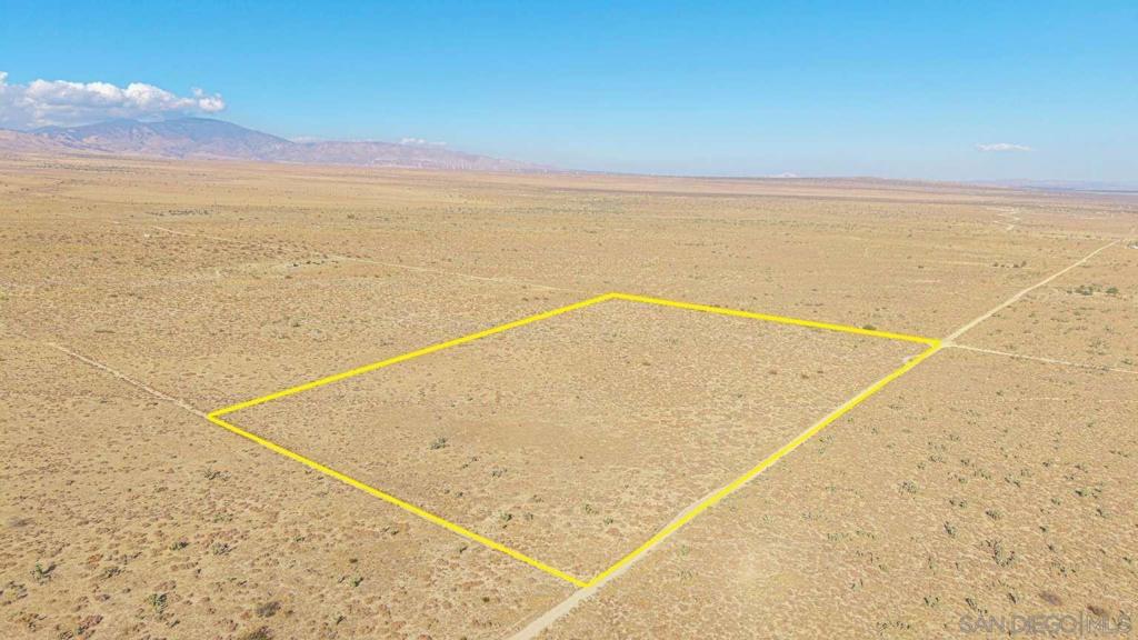 MLS #250042745SD image #2