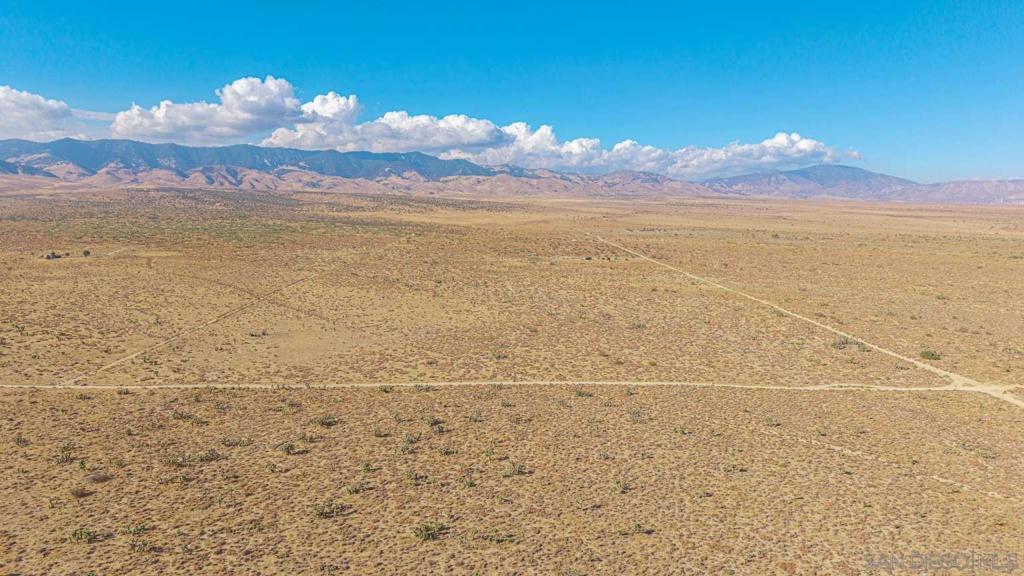 MLS #250042745SD image #3