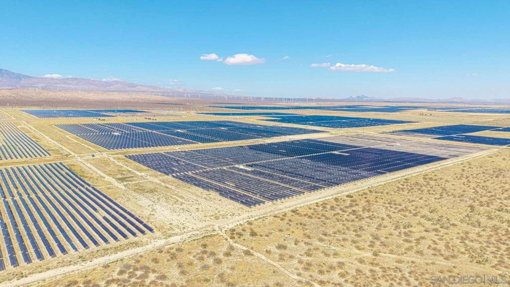 MLS #250041607SD image #12