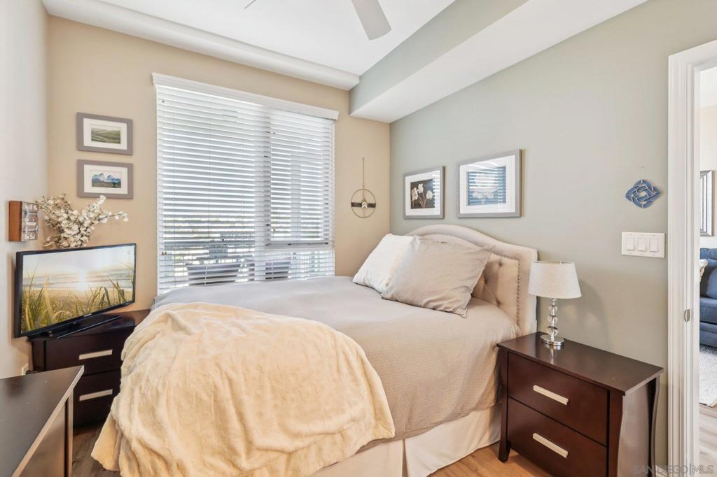 MLS #250042762SD image #16