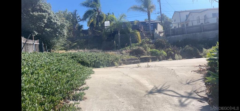 MLS #250042768SD image #15