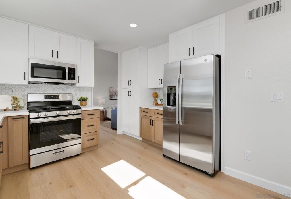 MLS #250042781SD image #13