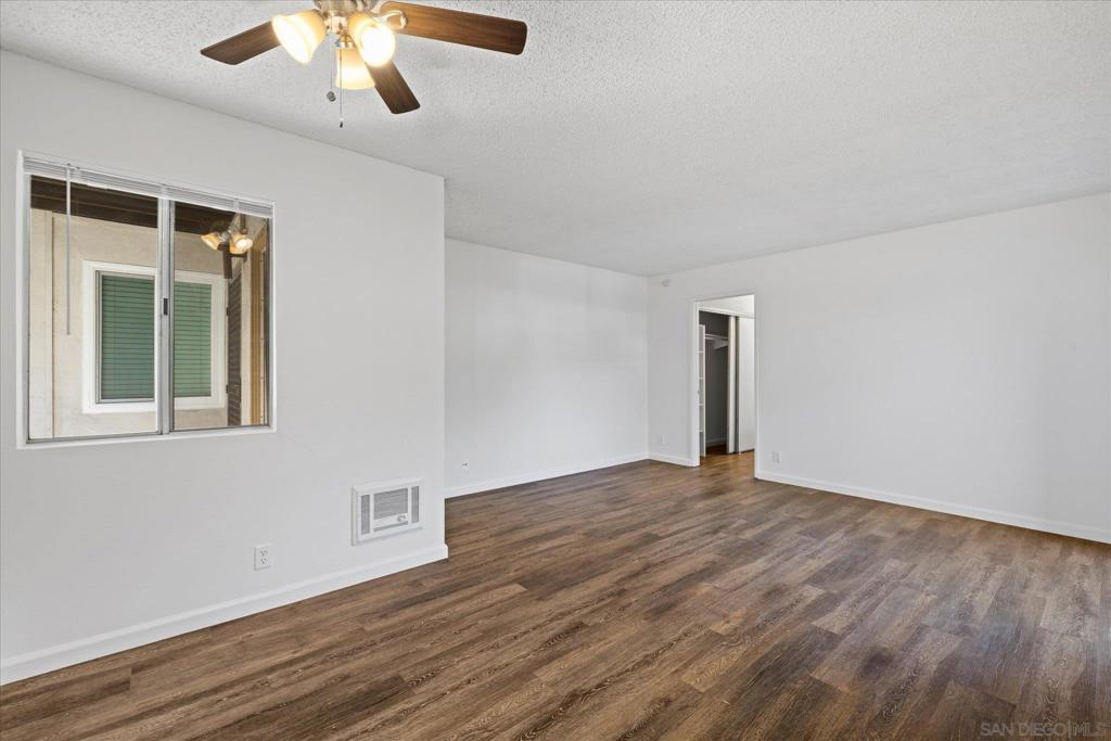 MLS #250042798SD image #2