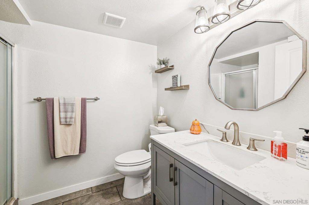 MLS #250042864SD image #16