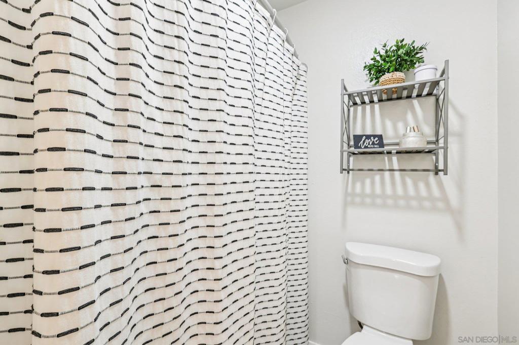 MLS #250042864SD image #20