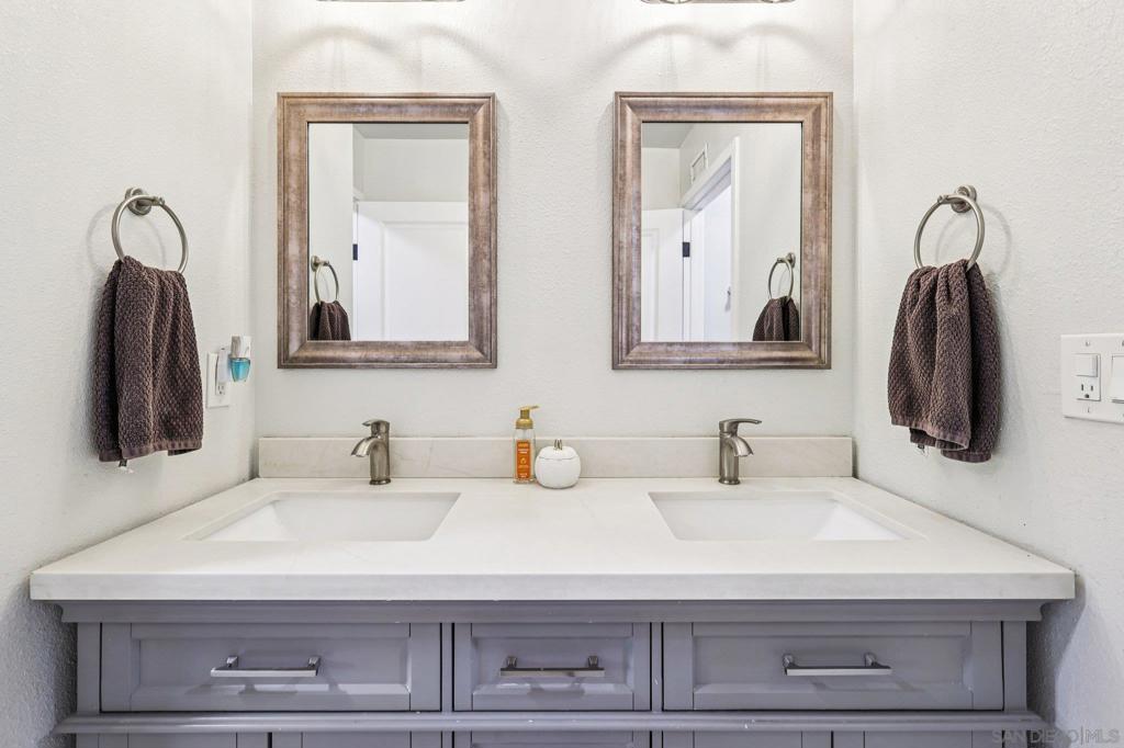 MLS #250042864SD image #21