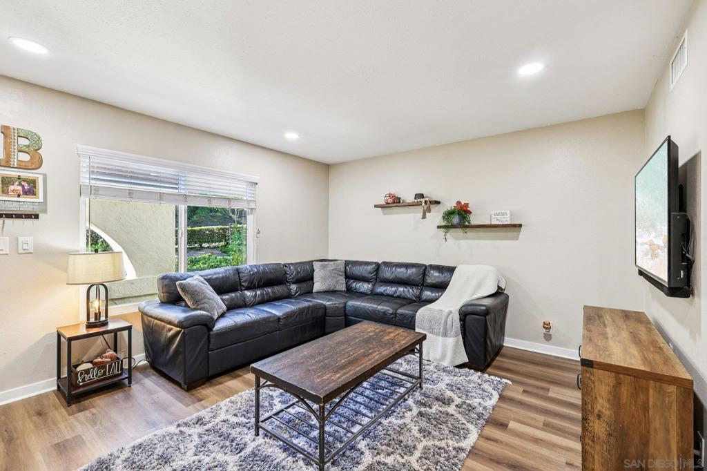 MLS #250042864SD image #5