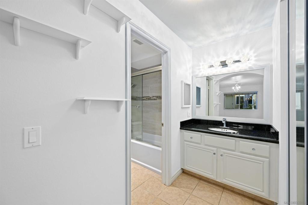 MLS #250042993SD image #11