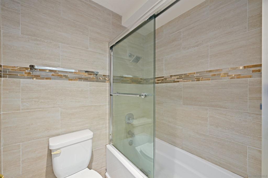 MLS #250042993SD image #12