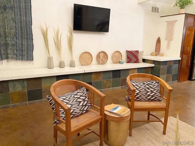 MLS #250043053SD image #13