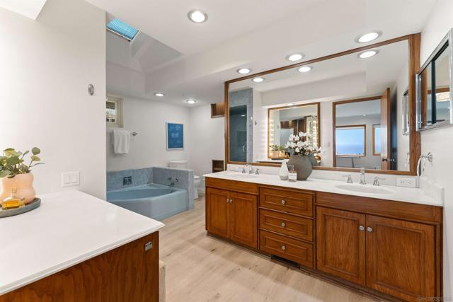 MLS #250043093SD image #20