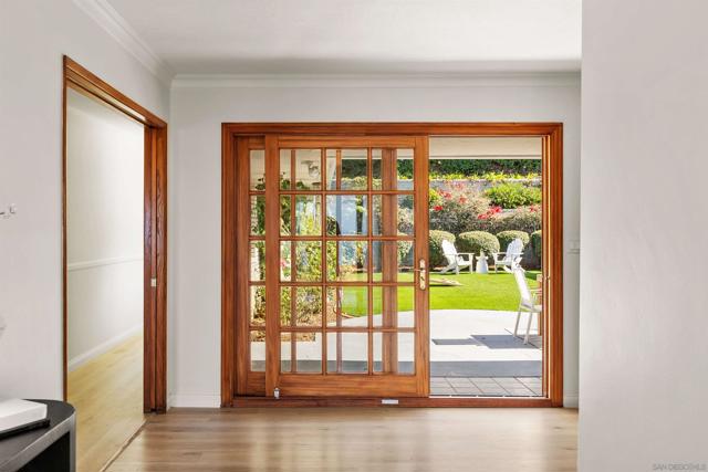 MLS #250043093SD image #30