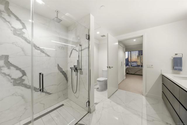 MLS #250043095SD image #14