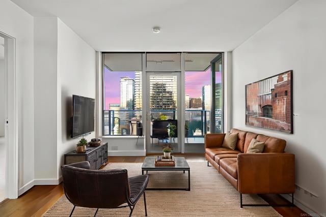 MLS #250043095SD image #7