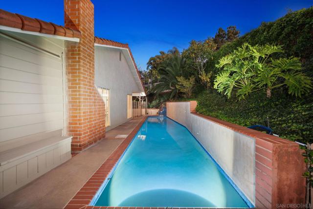 MLS #250043098SD image #10