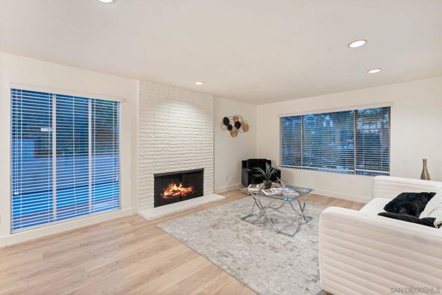 MLS #250043098SD image #16