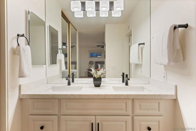 MLS #250043098SD image #37