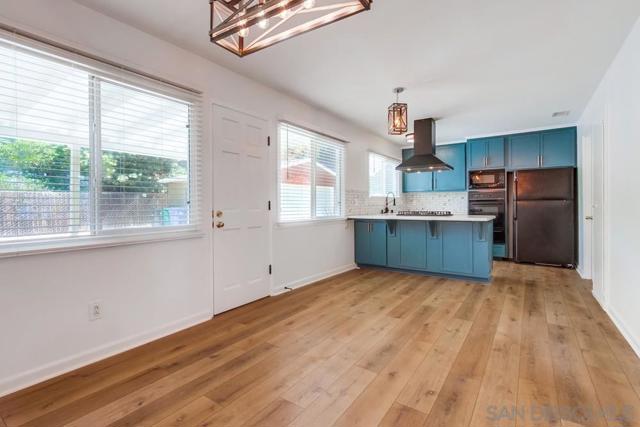 MLS #250043100SD image #23