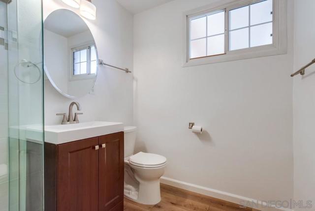 MLS #250043100SD image #31