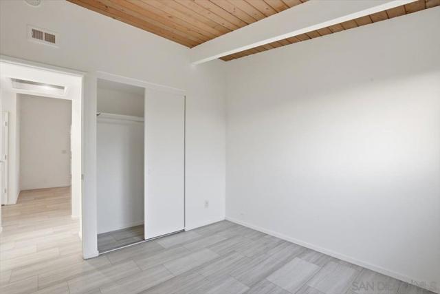 MLS #250043105SD image #22