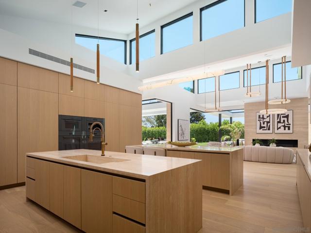 MLS #250043137SD image #10