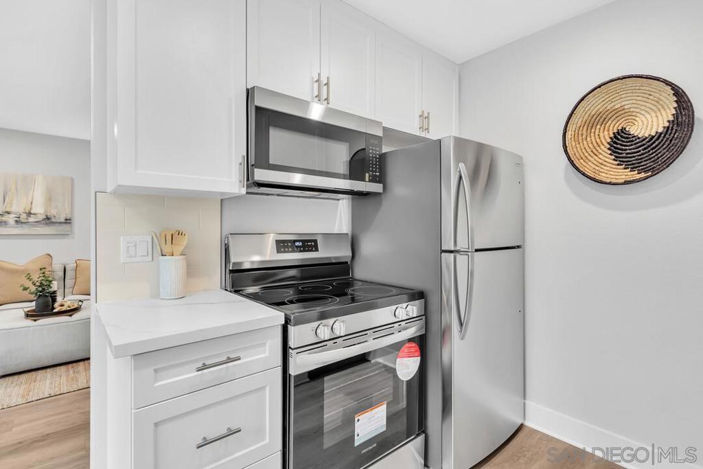 MLS #250043207SD image #18