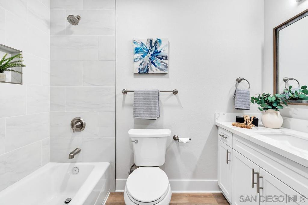 MLS #250043207SD image #20