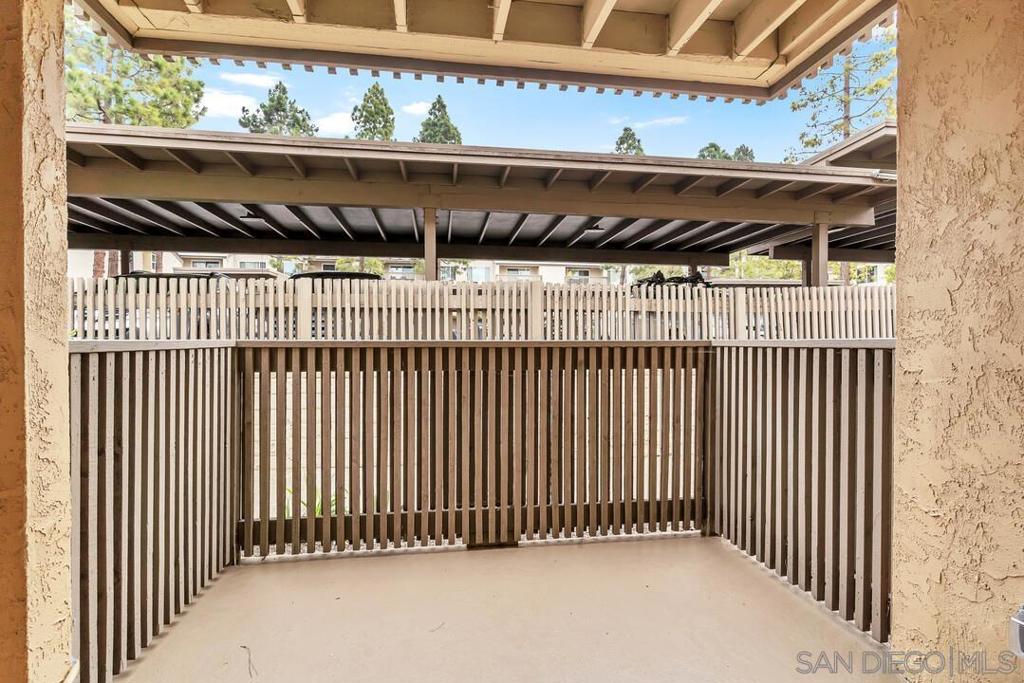 MLS #250043207SD image #23