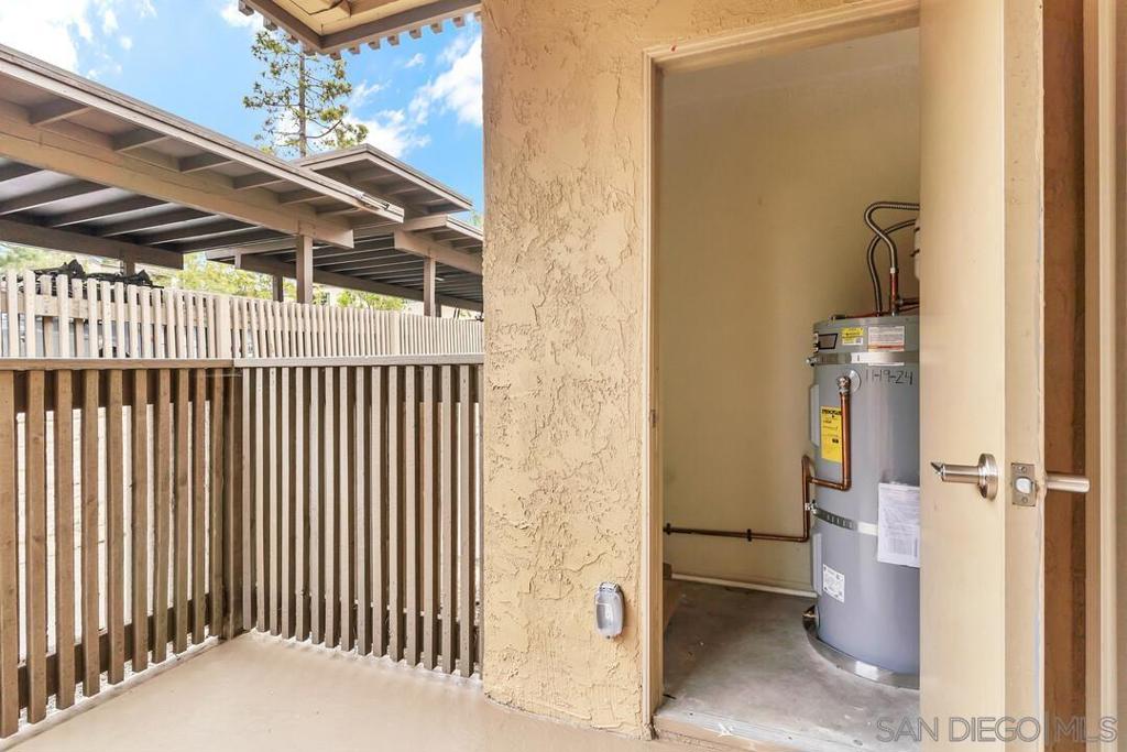 MLS #250043207SD image #25