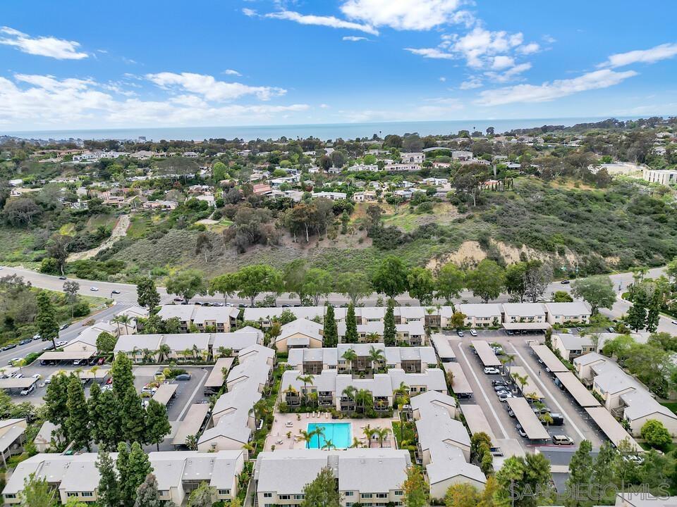 MLS #250043207SD image #34