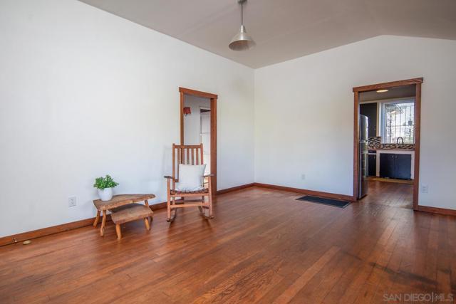 MLS #250043226SD image #6