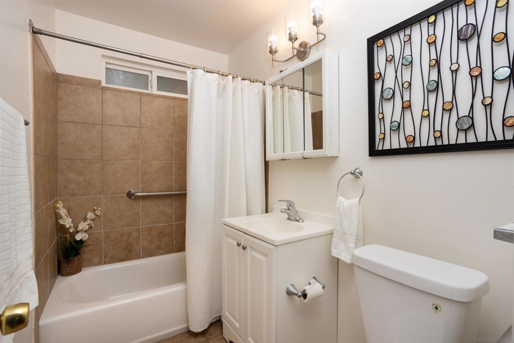 MLS #250043249SD image #10