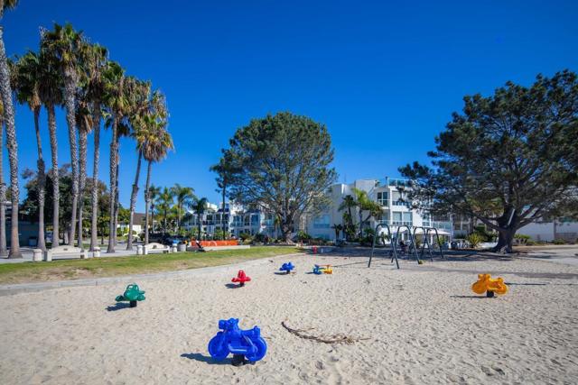 MLS #250043250SD image #43